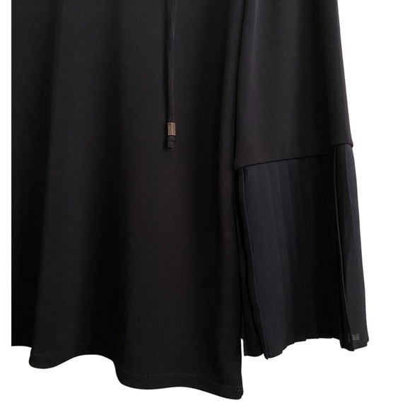 Chico’s Black Blouse Size US 4 Pleated Flutter Sleeves Front Tie - Picture 5 of 10